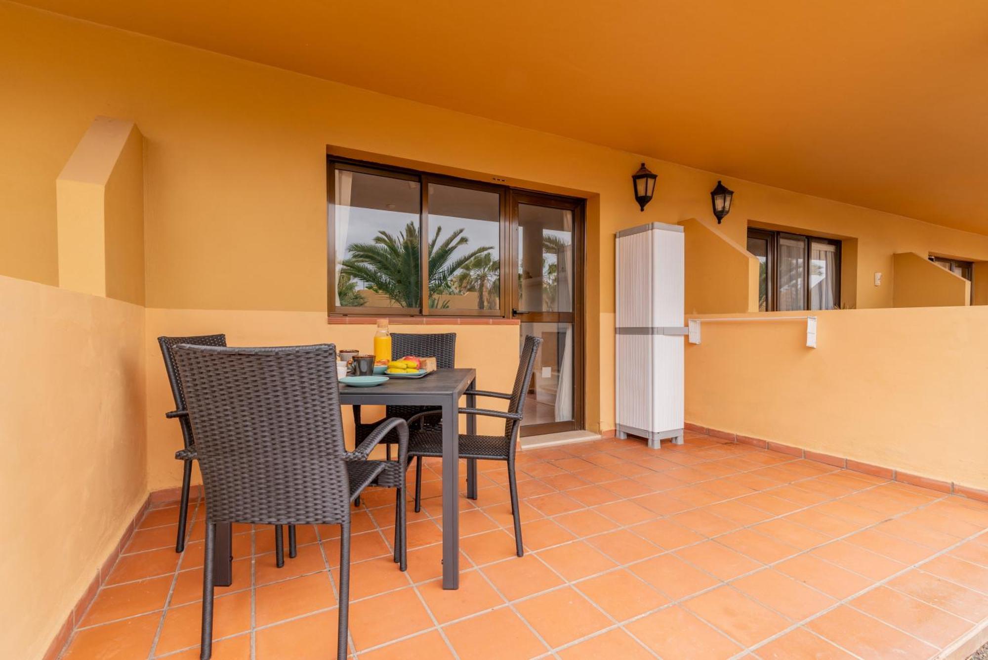 Casa Emma Villa คอร์ราเลโฮ ภายนอก รูปภาพ